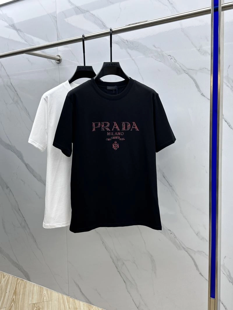 Prada T-Shirts Breathable 170638