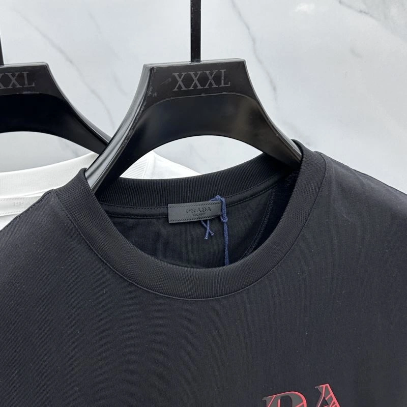 Prada T-Shirts Breathable 170638