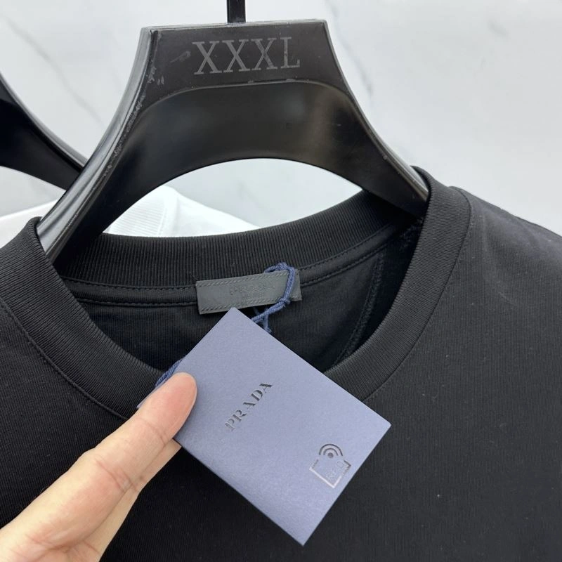 Prada T-Shirts Breathable 170638