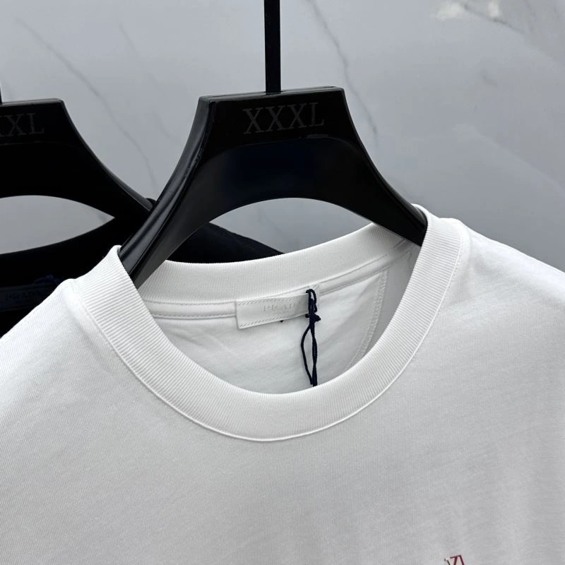 Prada T-Shirts Sophisticated 170641