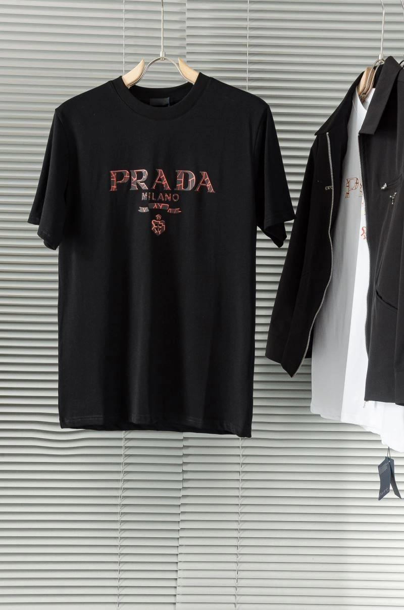 WellDesigned Prada T-Shirts 170682