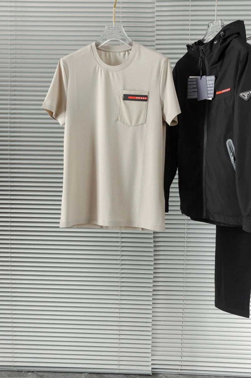 Prada T-Shirts Sophisticated 170630