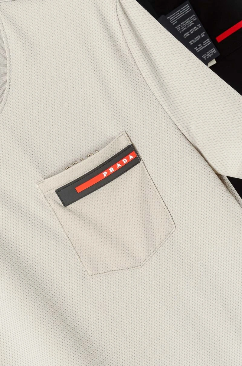 Prada T-Shirts Sophisticated 170630