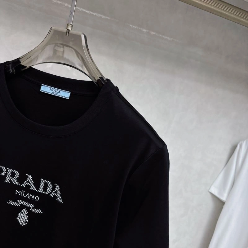 FlexibleFit Prada T-Shirts 170628