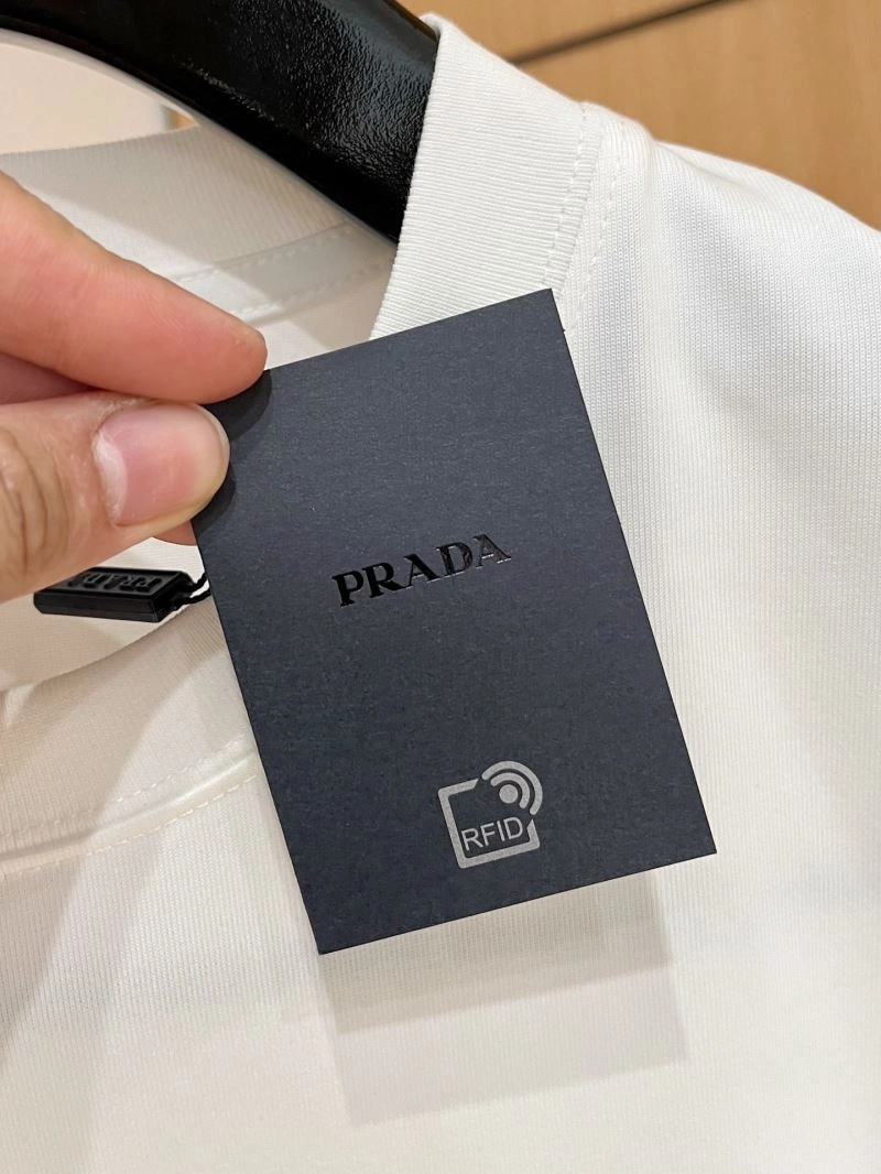 Unisex Prada T-Shirts 170625