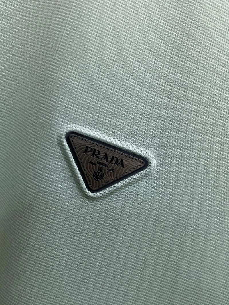 Prada T-Shirts Sophisticated 170618