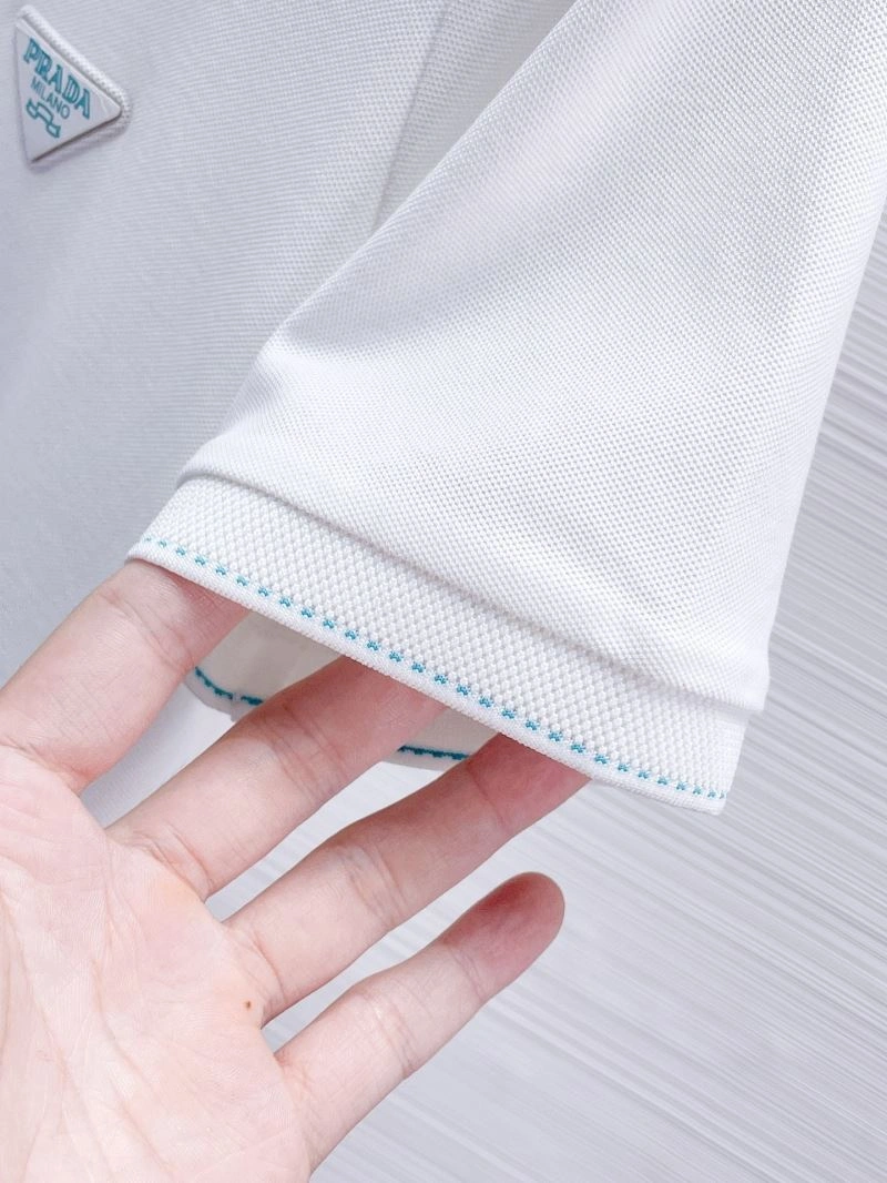 Prada T-Shirts Snug 170613