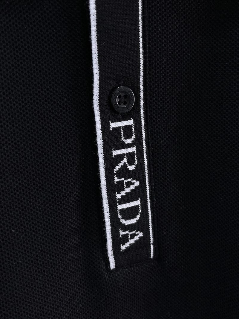 Prada T-Shirts Breathable 170602
