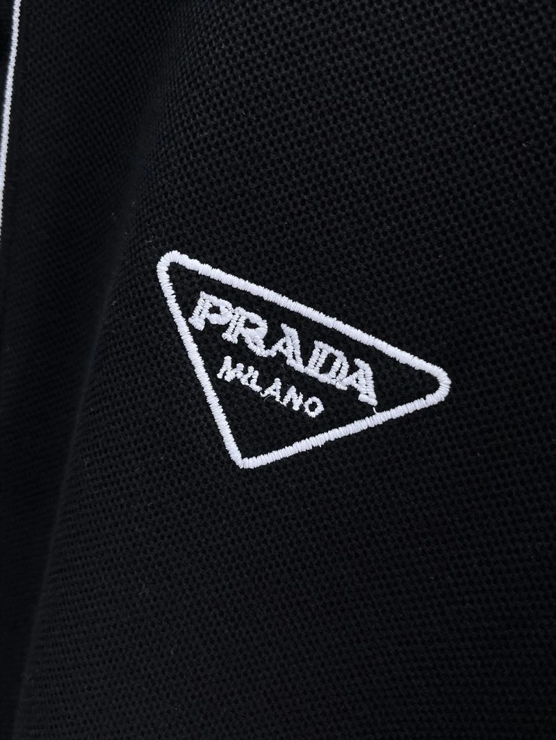 Prada T-Shirts Breathable 170602
