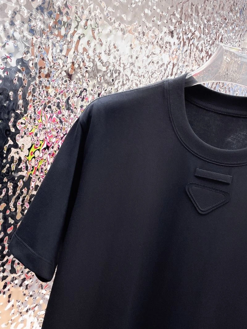 Refined Prada T-Shirts 170608