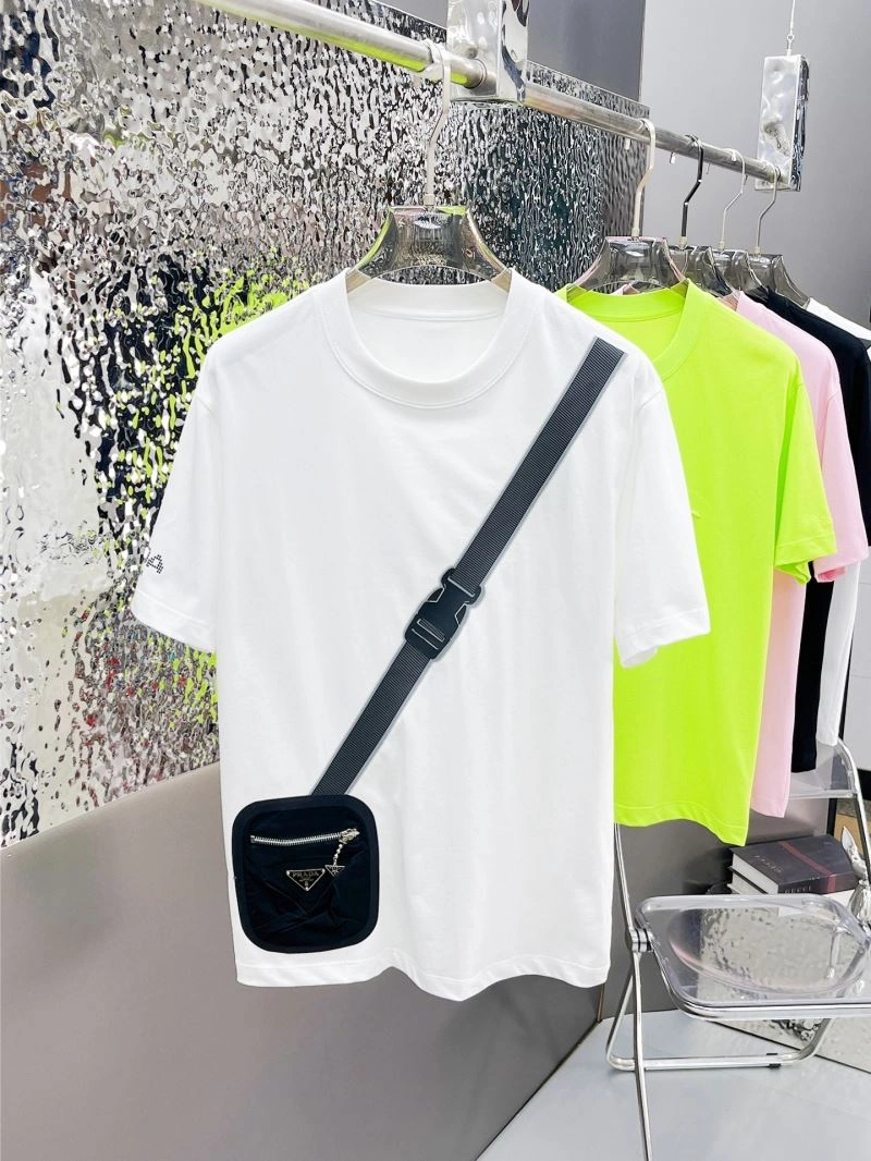 Lightweight Prada T-Shirts 170601