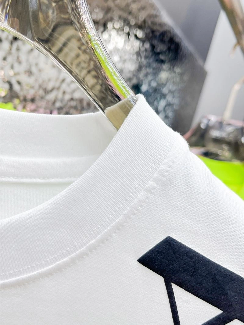 Lightweight Prada T-Shirts 170635