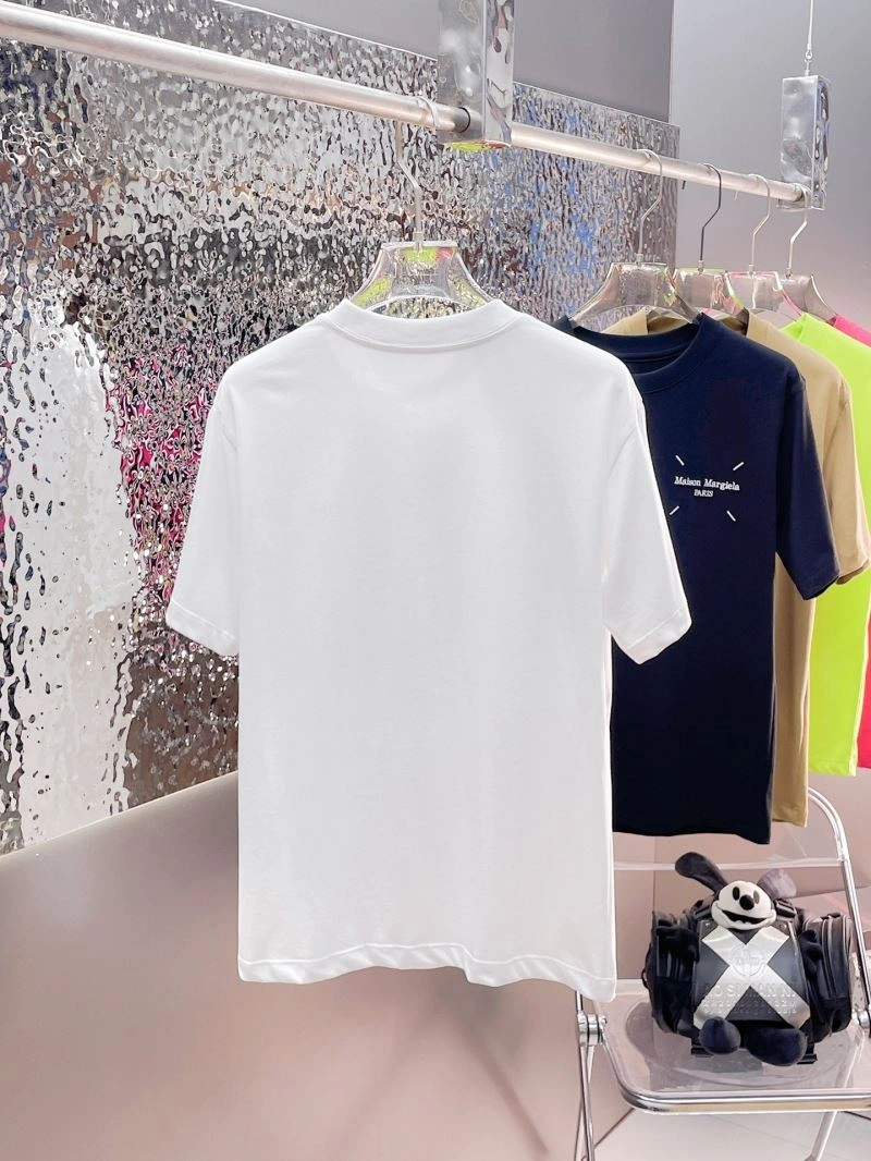 Reliable Prada T-Shirts 170620