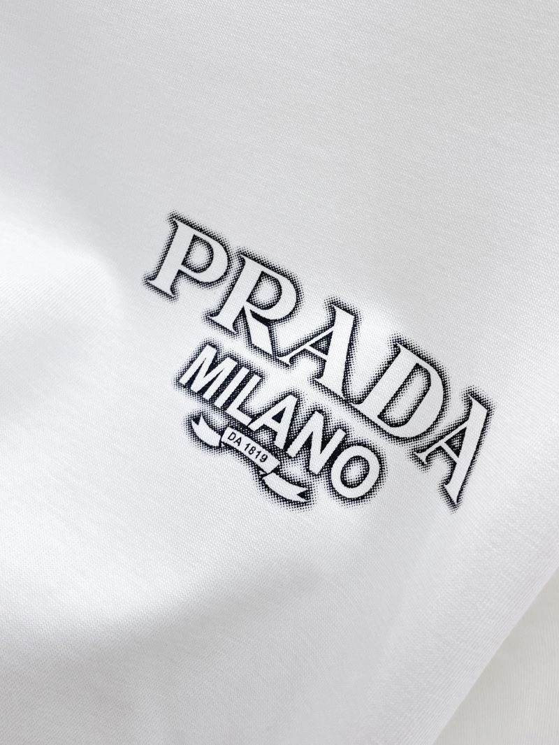Attractive Prada T-Shirts 170588