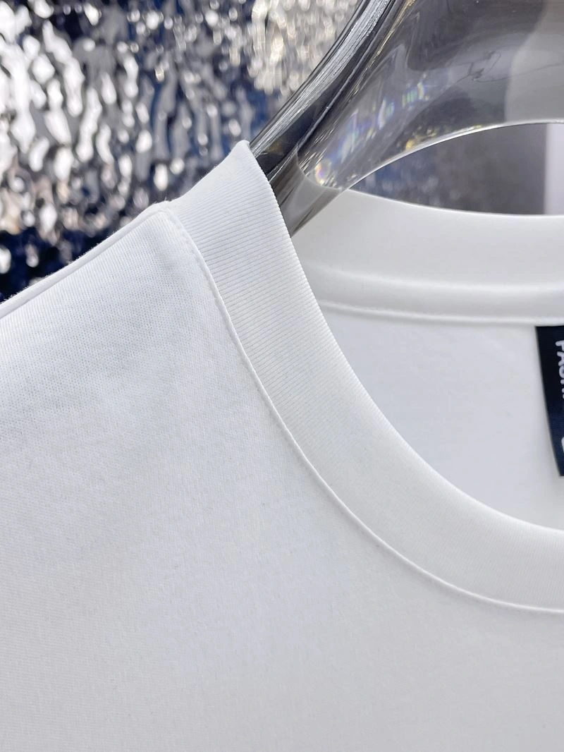FashionForward Prada T-Shirts 170574