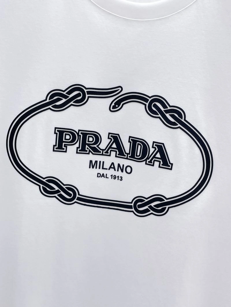 FashionForward Prada T-Shirts 170574