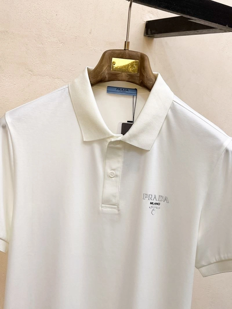 Prada T-Shirts Versatile 170567