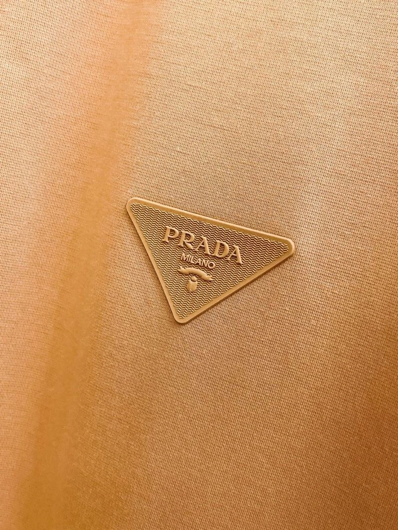 Compact Prada T-Shirts 170595