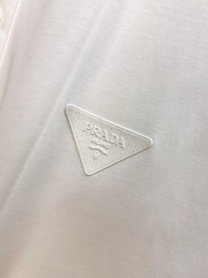ModernLook Prada T-Shirts 170565
