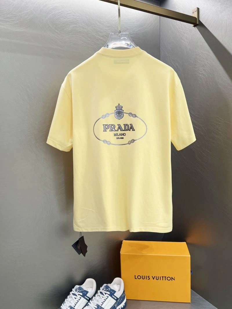 Prada T-Shirts EasyMatch 170560