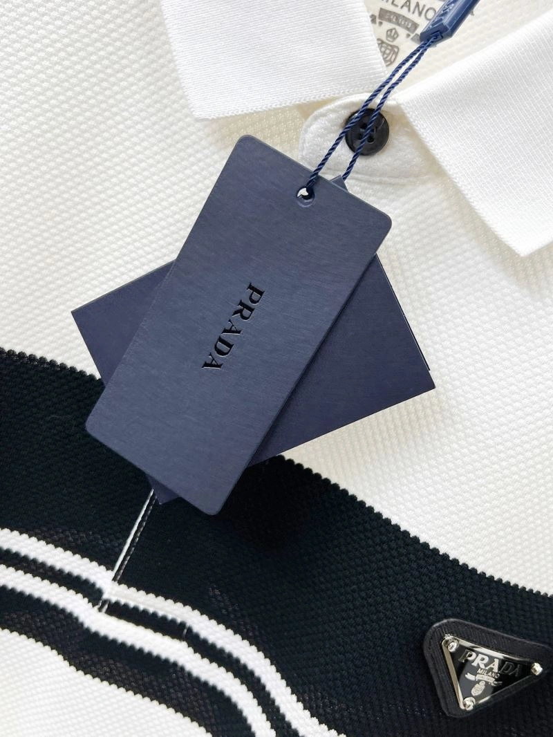 Compact Prada T-Shirts 170559