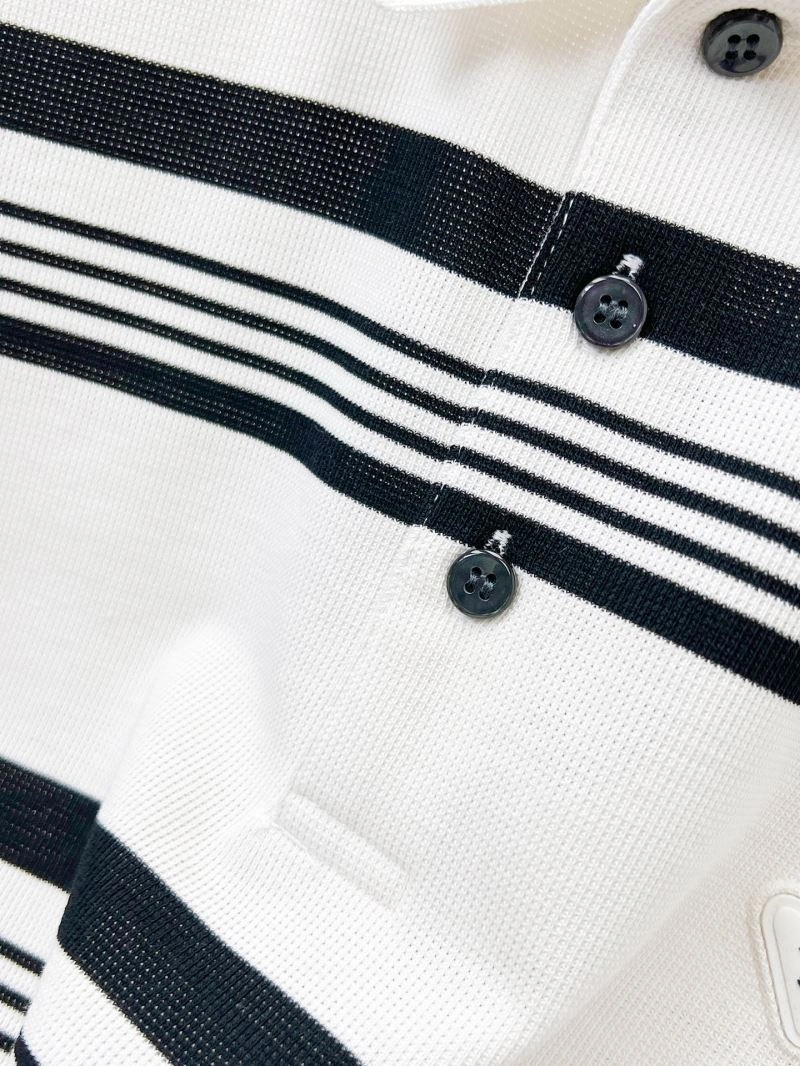 Prada T-Shirts Fashionable 170555