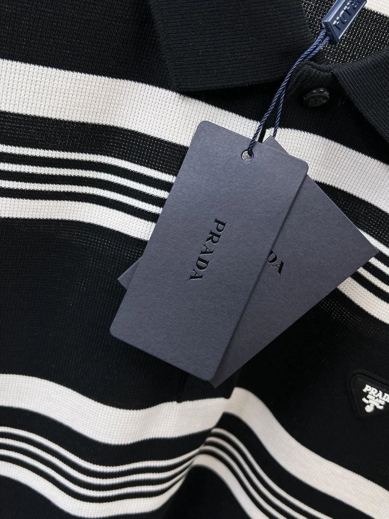 Prada T-Shirts Snug 170552