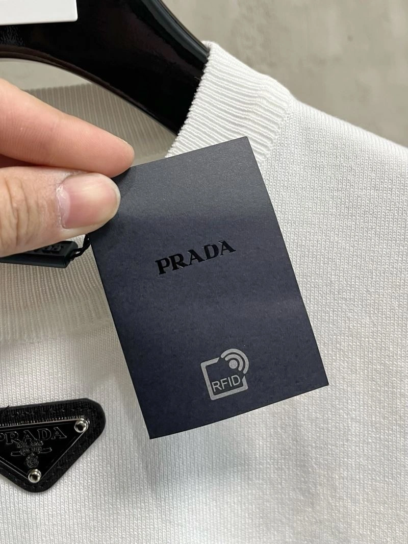 Prada T-Shirts HighQuality 170547