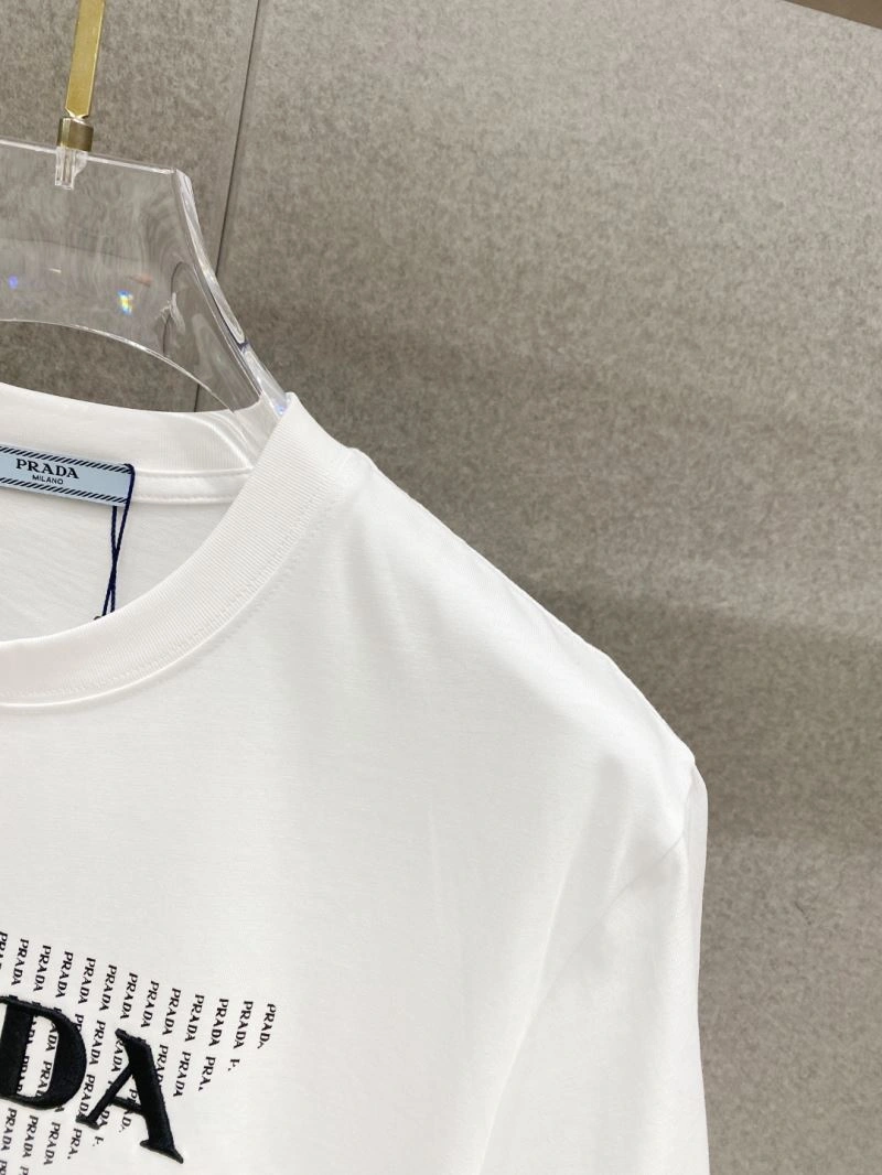 Vibrant Prada T-Shirts 170554