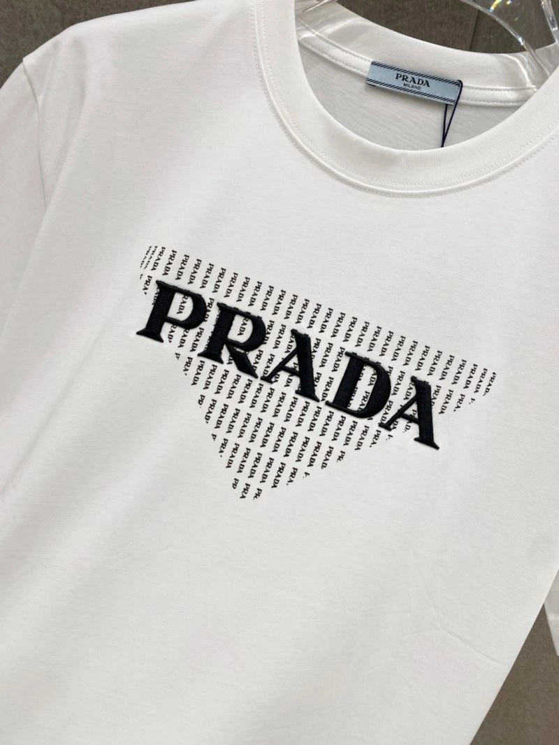 Vibrant Prada T-Shirts 170554