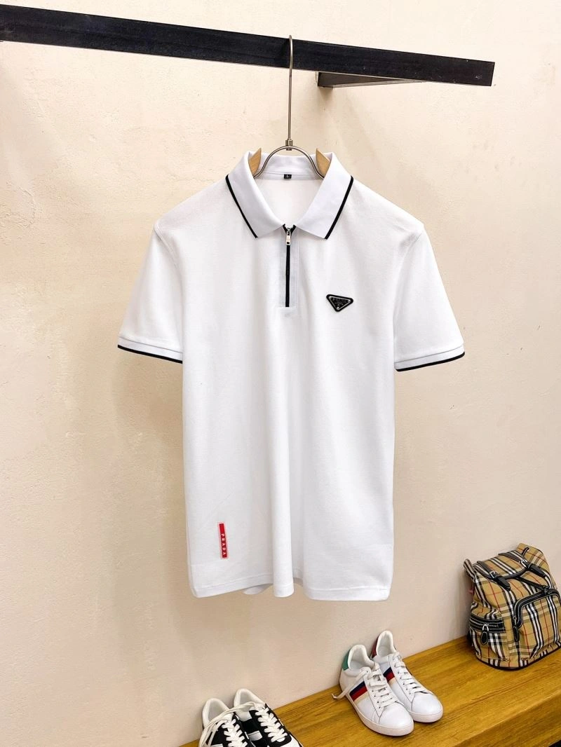 Stylish Prada T-Shirts 170584