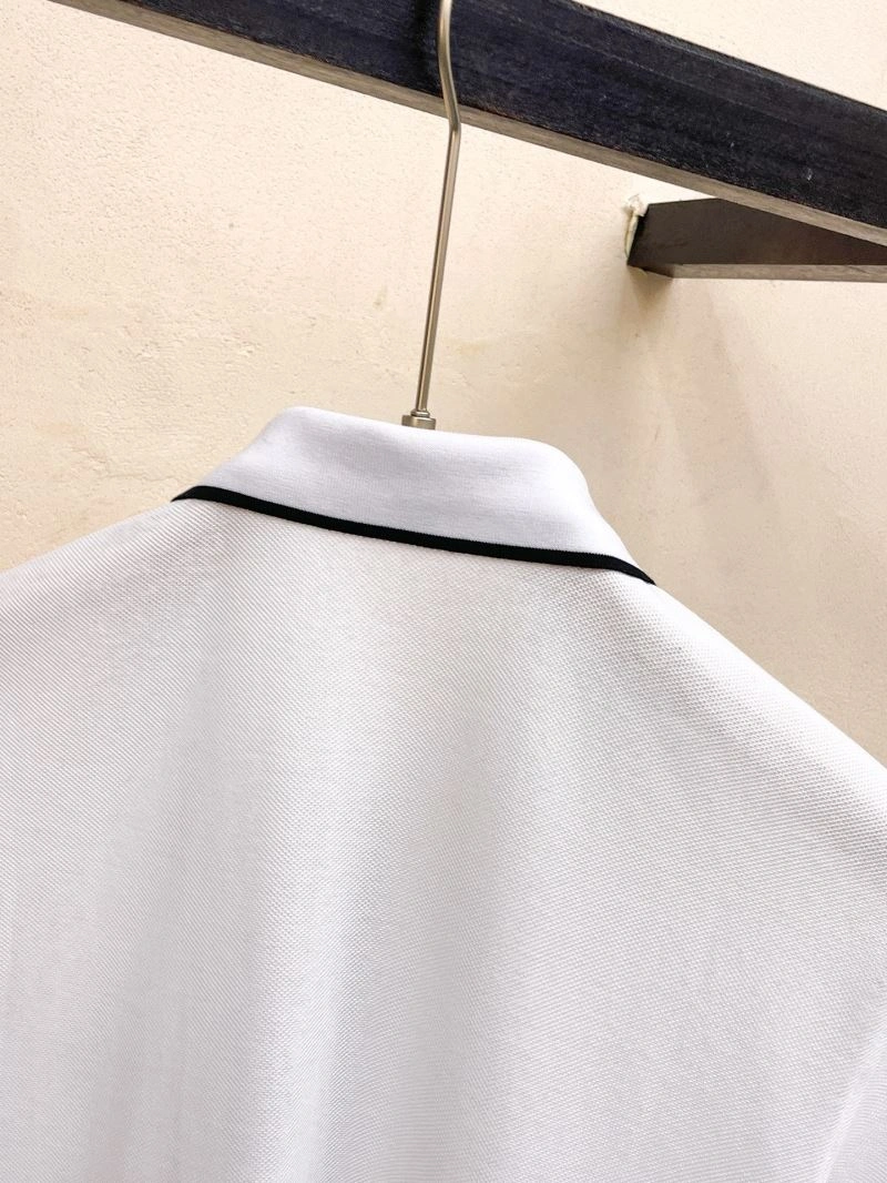 Stylish Prada T-Shirts 170584