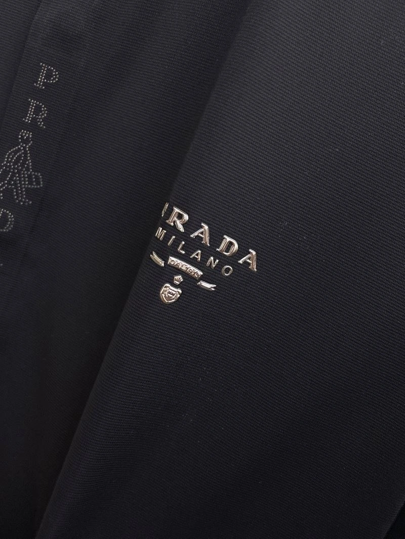 Resilient Prada T-Shirts 170535