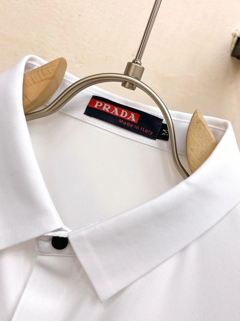 Prada T-Shirts Classic 170536