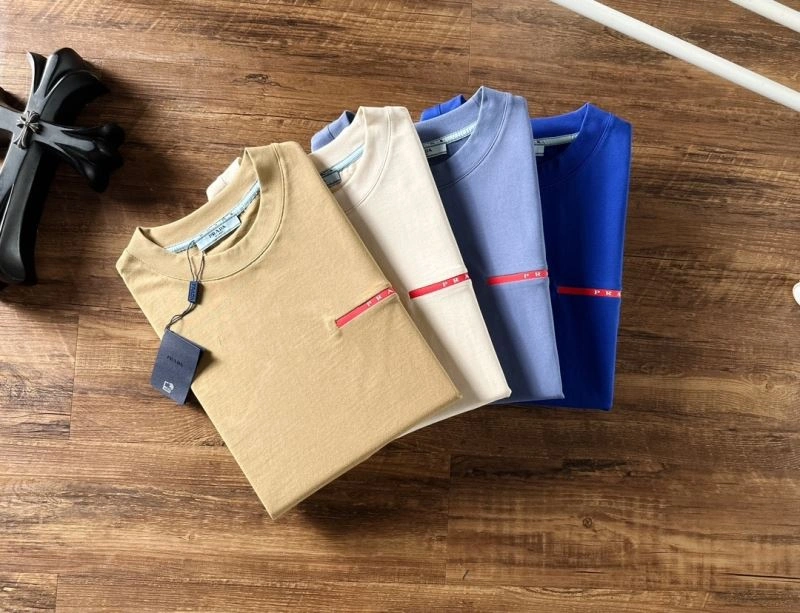 Lightweight Prada T-Shirts 170529