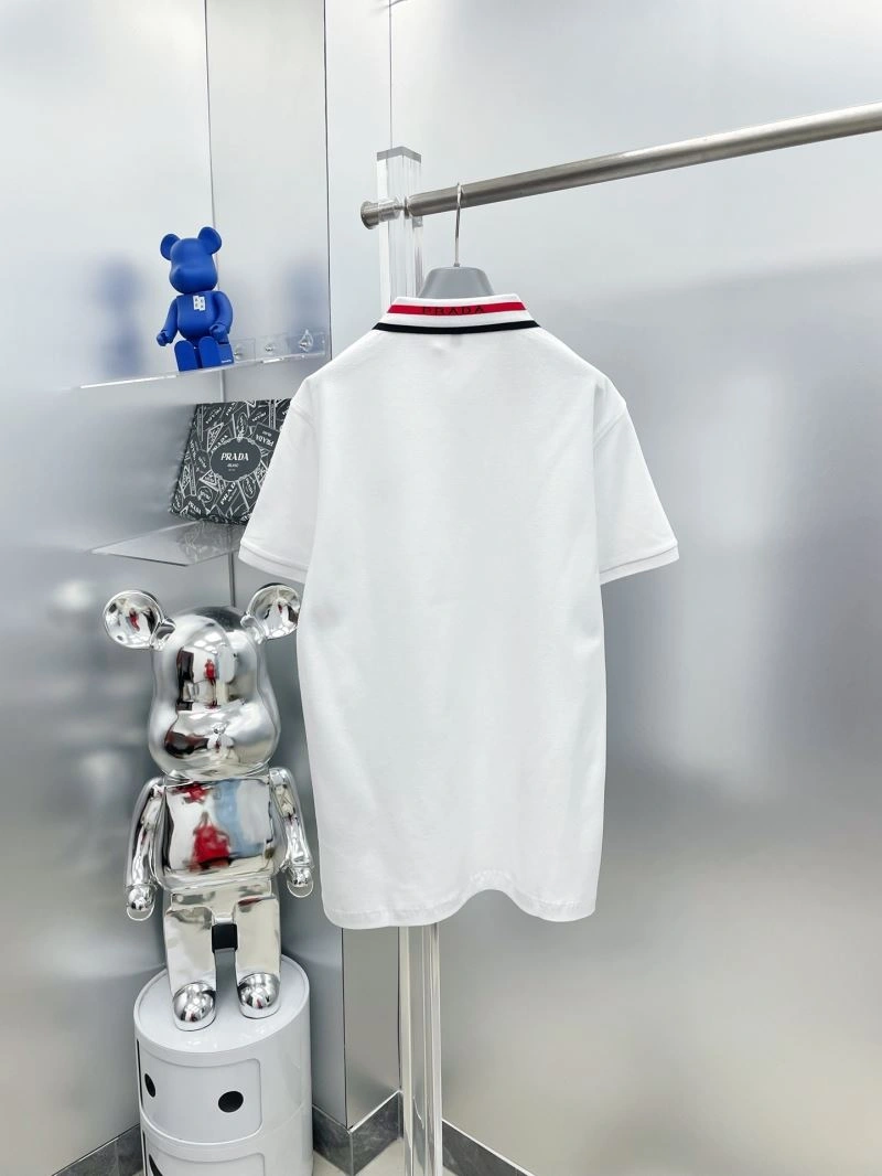 Prada T-Shirts ModernLook 170499