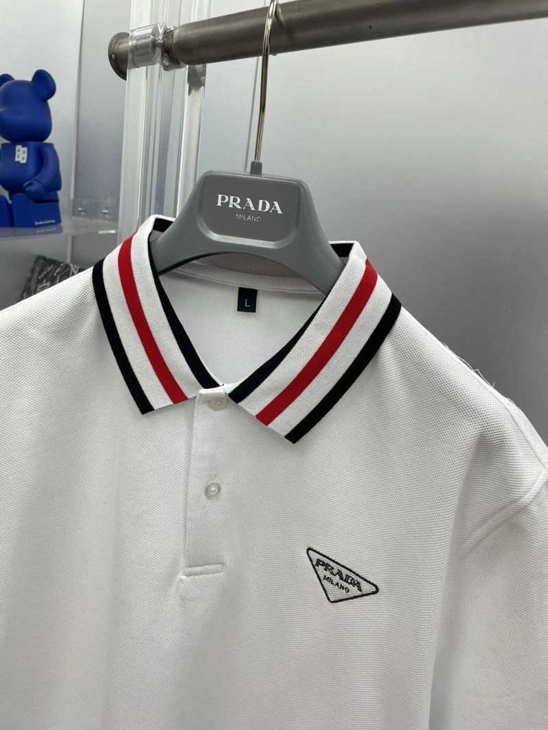 Prada T-Shirts ModernLook 170499