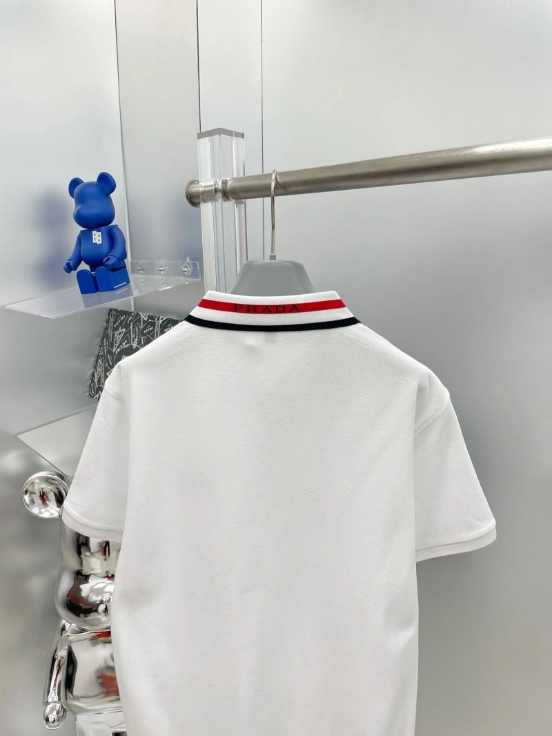 Prada T-Shirts ModernLook 170499