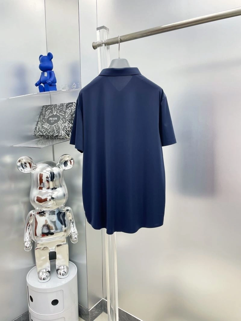 Trendsetting Prada T-Shirts 170533