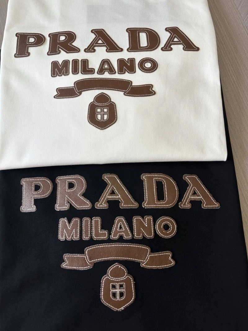 Prada T-Shirts FreshLook 169863