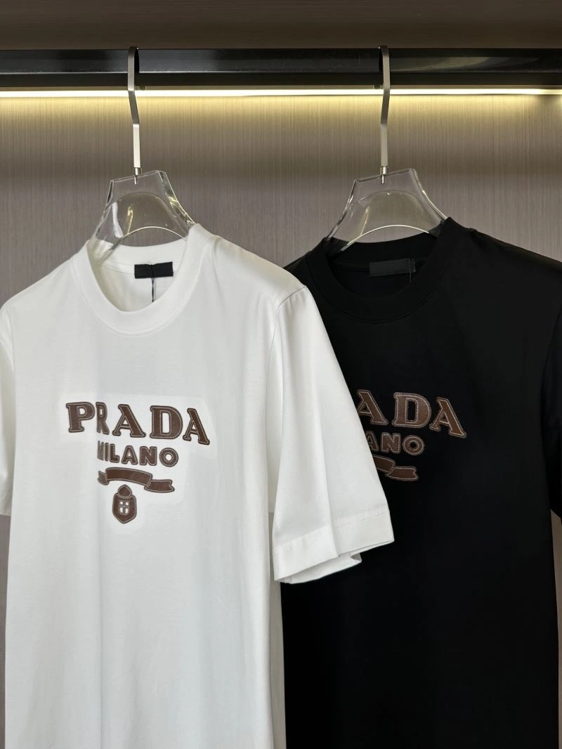Prada T-Shirts FreshLook 169863