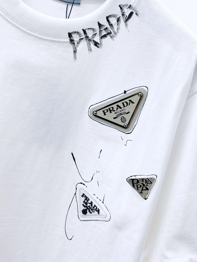 Modern Prada T-Shirts 169859