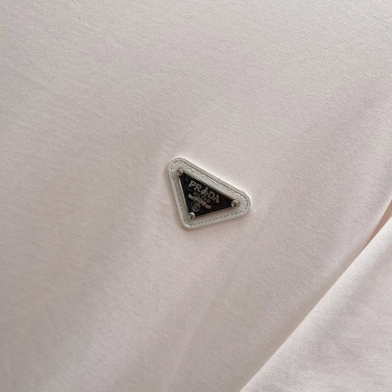 Prada T-Shirts Breathable 169843