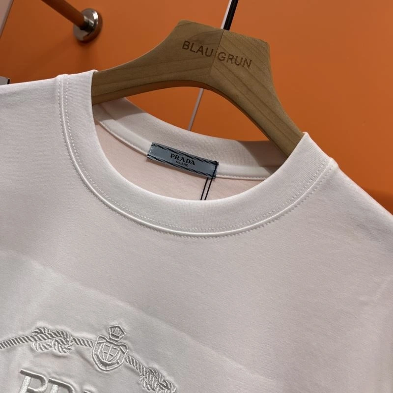 SmartChoice Prada T-Shirts 169856