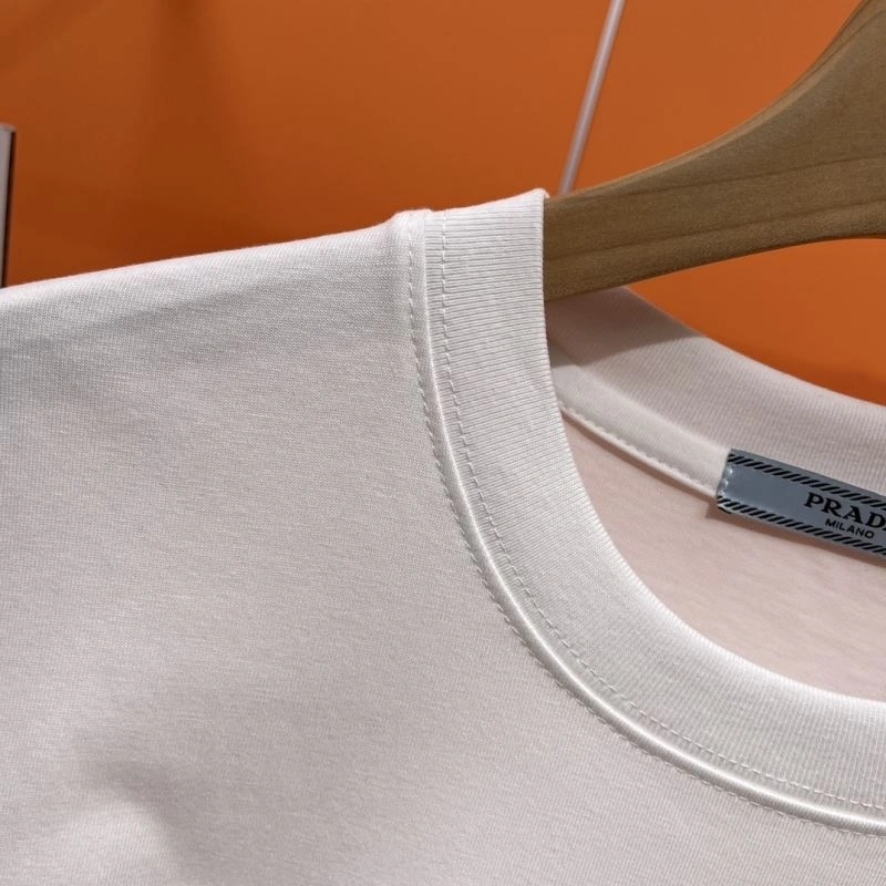SmartChoice Prada T-Shirts 169856