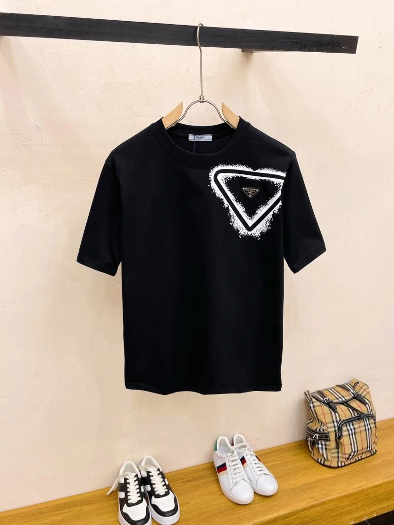 Supportive Prada T-Shirts 169849