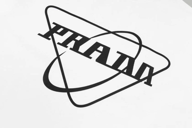 Contemporary Prada T-Shirts 169891
