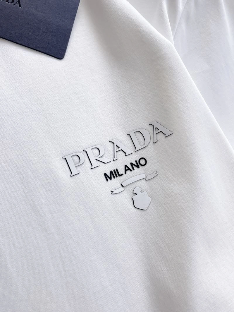 Modern Prada T-Shirts 169835