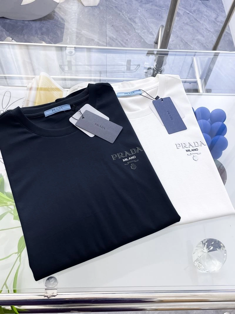 Modern Prada T-Shirts 169835