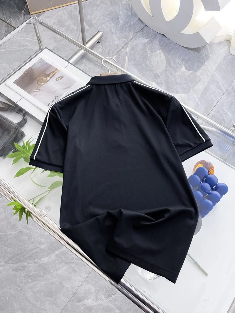 ModernLook Prada T-Shirts 169827